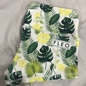 Fleo small low rise contour shorts